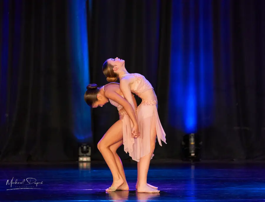 Lyrical duet on the Conquer stage